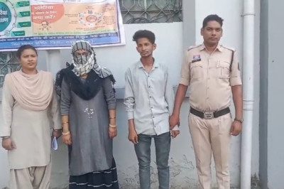 छत्तीसगढ़ में अवैध रूप से रह रहे 2 पाकिस्तानी पकड़ाए, मतदाता परिचय पत्र समेत कई फर्जी दस्तावेज जब्त