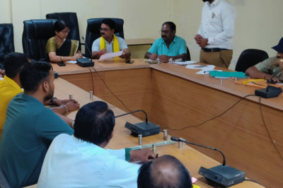 राजस्व विभाग समीक्षा बैठक में 50 करोड़ वसुली का लक्ष्य,महापौर ने राजस्व टीम अमले को दी अग्रिम शुभकामनाएं: