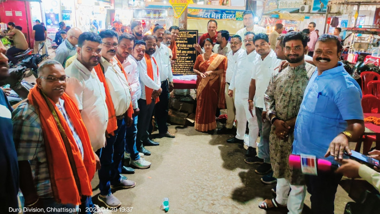 शहर इंदिरा मार्केट से लेकर स्टेशन रोड श्री शिवम तक नए पोल पर 39 लाख से अधिक की लागत से हुआ रौशन...
