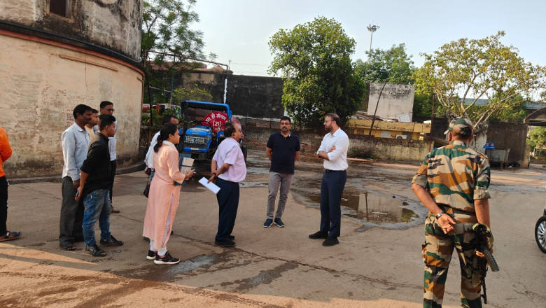 कलेक्टर ने सुबह 7 बजे शहर में साफ-सफाई, पेयजल एवं अन्य व्यवस्थाओं का किया निरीक्षण