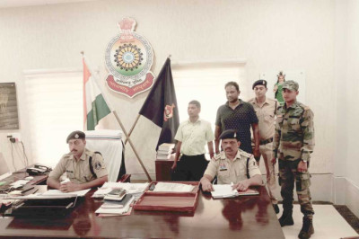 सरकारी नौकरी का झांसा देकर लाखों की ठगी, दो आरोपी रायपुर और बलौदाबाजार से गिरफ्तार