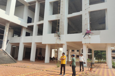 निर्माण कार्य में एजुकेशन हब के शेष कार्य जल्द पूर्ण करने आयुक्त विश्वकर्मा के सक्त निर्देश