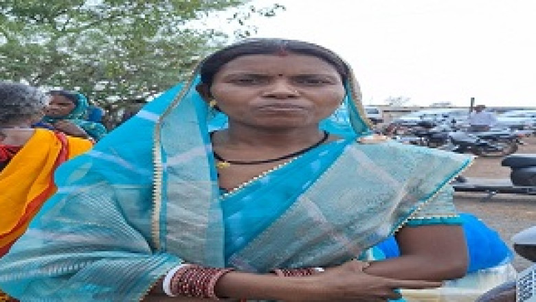 जनसंपर्क विभाग द्वारा ग्राम टेड़ेसरा में आयोजित सुशासन तिहार में जनमन पत्रिका एवं शासन की योजनाओं से संबंधित ब्रोशर का किया गया वितरण...