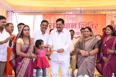 बेमेतरा-नवागढ़-मुंगेली मार्ग स्वीकृत तत्काल कार्य प्रारंभ करने,साथ ही मुंगेली से नादघाट मार्ग का शीघ्र प्राक्कलन प्रस्तुत करने के भी निर्देश दिए