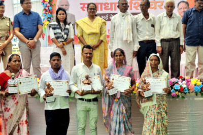 मोहभट्टा कलस्टर में 2126 आवेदनों का हुआ समाधान, विभिन्न योजनाओं से 56 ग्रामीणजन लाभान्वित हुए