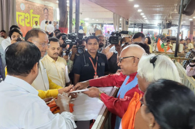 छत्तीसगढ़ कलाकार विकास संघ के प्रदेशाध्यक्ष और लोककलाकार नवलदास मानिकपुरी ने जताया शासन का आभार...