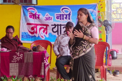 हरियाली बाहिनी नीर और नारी जलयात्रा डोंगरगांव...