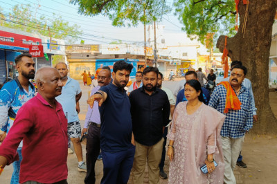 कसारिडीह व गुरुघासी दास वार्ड,नालियों पर अतिक्रमण कर सफाई व्यवस्था बाधित करने वालों पर होगी कार्रवाई-मेयर...