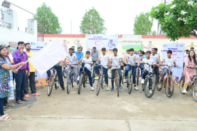 भारतीय खेल प्राधिकरण (साई) द्वारा स्वास्थ्य एवं फिटनेस के प्रति जागरूकता लाने के लिए मीडिया प्रतिनिधियों के लिए फिट इंडिया संडे सायकिलिंग रैली का आयोजन