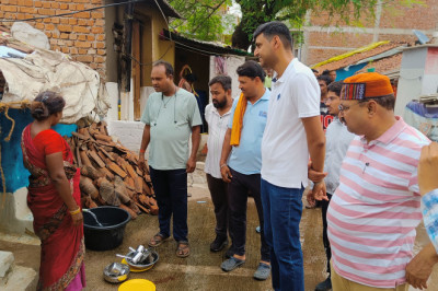अहिल्या बाई होल्कर की त्रिशताब्दी के उपलक्ष्य में वार्ड क्रमांक 3 मठपारा में चलाया सफाई अभियान: