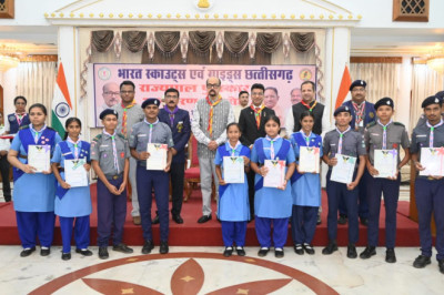 *भारत स्काउट्स गाइड्स के अलंकरण समारोह में शामिल हुए राज्यपाल*