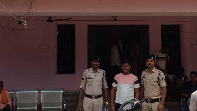 एसएसपी बेमेतरा रामकृष्ण साहू (IPS) के निर्देशन पर बेमेतरा पुलिस द्वारा अवैध गतिविधियों पर जारी लगातार प्रभावी कार्यवाही....