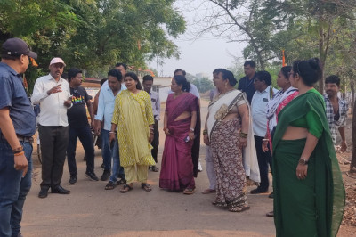 पाइप लाइन बिछाने के बाद रोड संधारण नहीं होने पर बिफरी महापौर