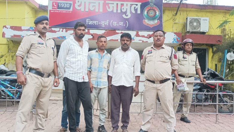 फर्नीचर दुकान में चोरी करने वाले एवं चोरी का सामान खरीदने वाले 03 आरोपी गिरफ्तार