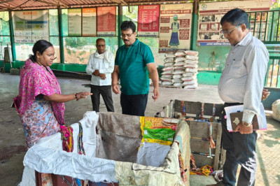 वार्ड भ्रमण में आज ममता नगर में आयुक्त ने साफ सफाई एवं निर्माण कार्य का किया निरीक्षण...