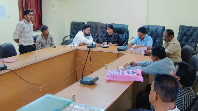 महापौर श्रीमती अलका बाघमार ने राजस्व विभाग की ली  क्लास,कहा निजी हॉस्पिटलों, कॉलेज,स्कूलों में टैक्स को लेकर कार्रवाही: