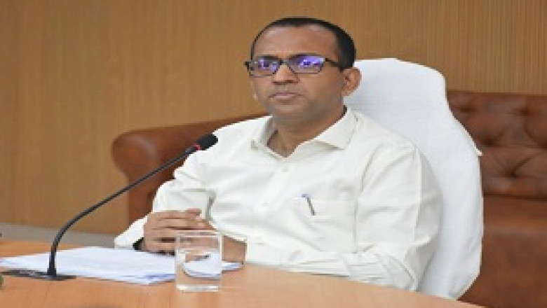 शाला प्रवेशोत्सव हेतु स्कूलों की साफ सफाई सहित अन्य आवश्यक तैयारियां सुनिश्चित करने के दिए निर्देश