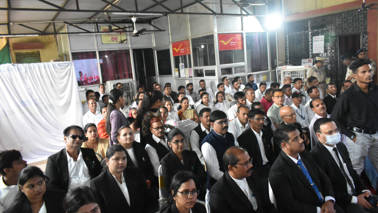मुख्य न्यायाधीश जस्टिस रमेश चन्द्र सिन्हा ने जिला न्यायालय भवन परिसर बालोद में डिजिटाइजेशन एवं स्कैनिंग कक्ष का किया वर्चुअली शुभारंभ