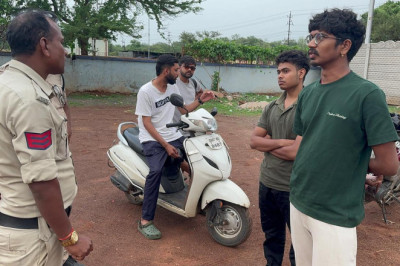 सार्वजनिक स्थान पर अड्डेबाजी करने वालो एवं शराब सेवन करने वालो के खिलाफ आबकारी अधिनियम के तहत कार्यवाही...