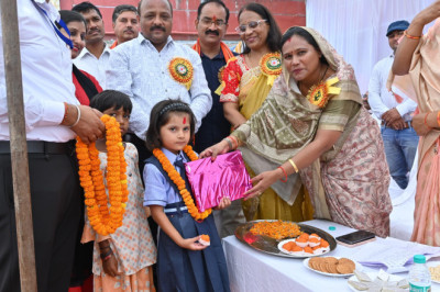 शाला प्रवेश उत्सव: विधायक शकुंतला पोर्ते की उपस्थिति में सेजेस प्रतापपुर में हुआ भव्य आयोजन...