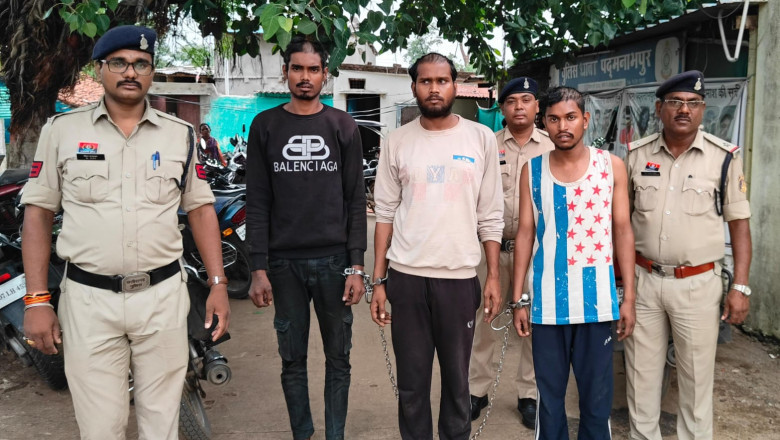 थाना पदमनाभपुर क्षेत्रांतर्गत चाकू बाजी करने वाले 03 आरोपी गिरफ्तार