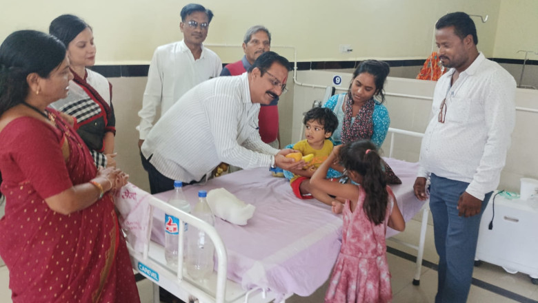 राहुल गांधी जी के जन्मदिवस पर सेवा और मानवता का अनूठा उदाहरण — अस्पताल में मरीजों को फल वितरित कर दी दीर्घायु की शुभकामनाएं