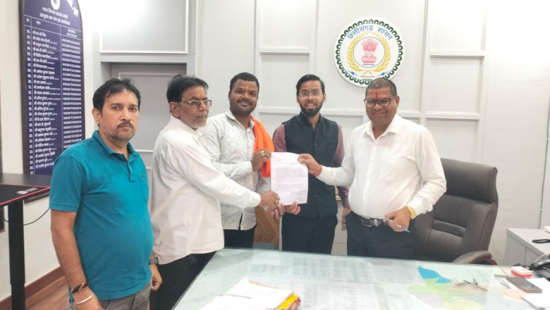 भारतीय जनता पार्टी युवा मोर्चा जिला अध्यक्ष अमित मिश्रा जी के नेतृत्व में भिलाई नगर पालिक निगम के आयुक्त का ध्यान आकर्षण भिलाई शहर के विभिन्न समस्याओं में कराया