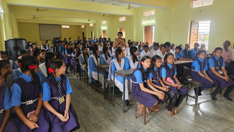 थाना छावनी अन्तर्गत शासकीय उच्चतर माध्यमिक विद्यालय सुभाष चौक कैम्प 01 भिलाई नशा मुक्ति हेतु जागरूक  किया गया...