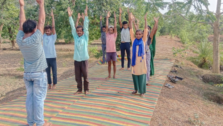 अंतर्राष्ट्रीय योग दिवस 2025- अमृत सरोवरों में विशेष योग सत्र और पर्यावरण संरक्षण के लिए जागरूकता अभियान