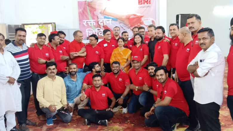 हनुमान नगर श्री राम इंडोर स्टेडियम में बीएनआई क्रिएटर्स द्वारा रक्तदान और स्वास्थ्य जांच शिविर का एक दिवसीय आयोजन,मेयर श्रीमती बाघमार हुई शामिल