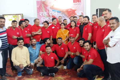 हनुमान नगर श्री राम इंडोर स्टेडियम में बीएनआई क्रिएटर्स द्वारा रक्तदान और स्वास्थ्य जांच शिविर का एक दिवसीय आयोजन,मेयर श्रीमती बाघमार हुई शामिल
