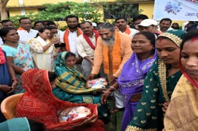 ग्रामीणों एवं हितग्राहियों के लिए सौगातों भरा रहा सुदूर वनांचल के ग्राम भंवरमरा में आज आयोजित लाभ संतृप्ति शिविर...