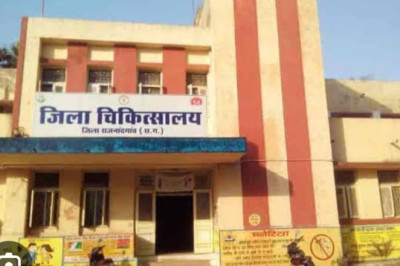 छत्तीसगढ़ शासन व लोक स्वास्थ्य एवं परिवार कल्याण विभाग द्वारा एक ही स्थान पर सालों से जमे अधिकारियों का तबादला किया गया...