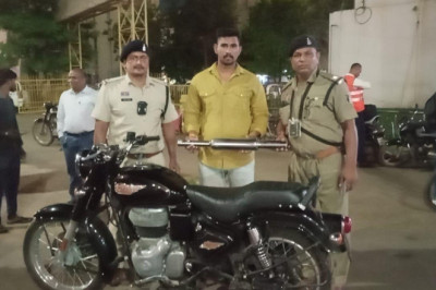 विगत छः माह में यातायात पुलिस दुर्ग द्वारा 38,492  यातायात नियमों का पालन ना करने वाले वाहन चालको पर कार्यवाही कर 1 करोड 79 लाख 11 हजार रूपये समन शुल्क वसूल किया गया....