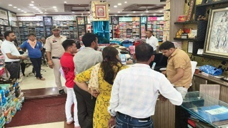जिला जनसम्पर्क कार्यालय सूरजपुर (छ.ग.) समाचार  जिले में सड़क एवं सड़क जैसी परिस्थिति  रहने वाले बच्चों का किया गया सर्वेक्षण