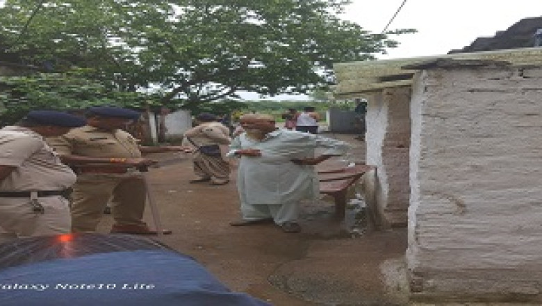 संदिग्ध व्यक्तियों की गतिविधियो पर अंकुश लगाने पुलिस टीम की सर्जिकल दबिश...