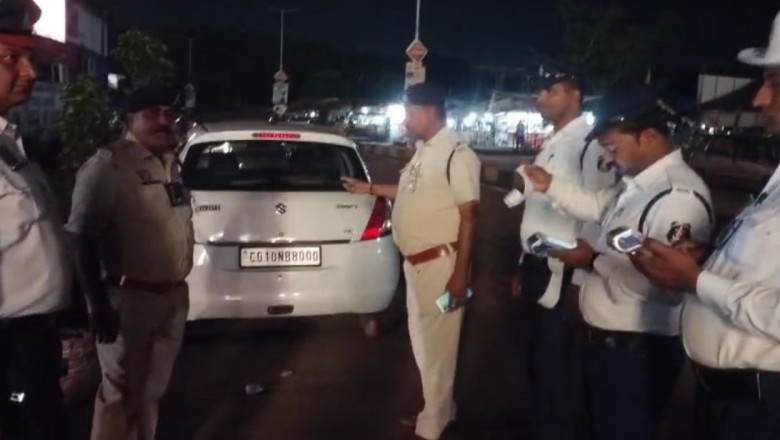 यातायात पुलिस दुर्ग द्वारा सडक में बाधा उत्पन्ने करने वाले पर निरंतर कार्यवाही की जा रही है...