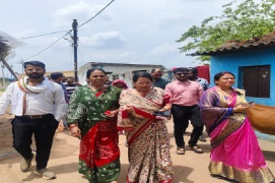 निर्माण कार्य को देख महापौर ने कालम फिर से बनाने दिए निर्देश...