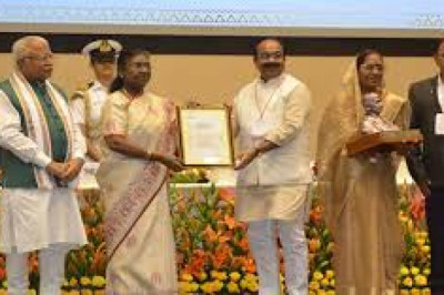 छत्तीसगढ़ को राष्ट्रीय मंच पर स्वच्छता पुरुस्कार : शहरों में बिल्हा देश का सबसे स्वच्छ शहर...