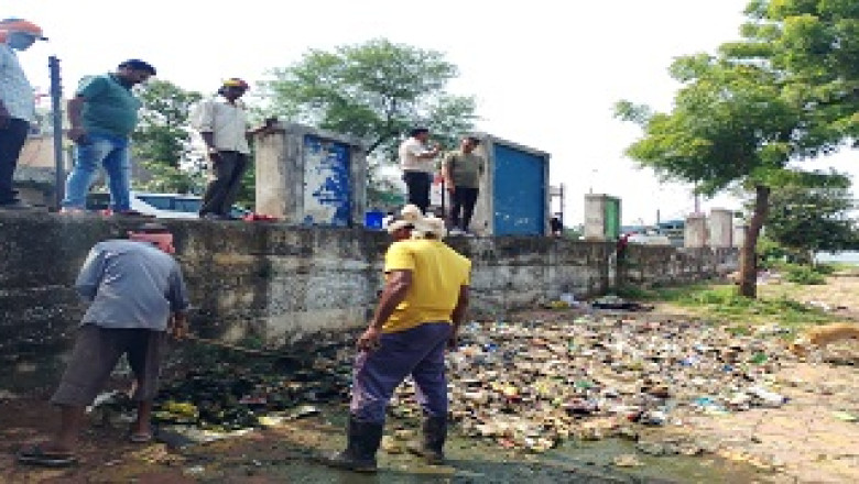 शीतला मंदिर रोड के कार वाशिंग सेन्टर का नल कनेक्शन काटने के दिये निर्देश...