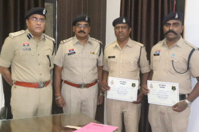 डायल 112 के स्टाफ ने बचाई महिला की जान, आत्महत्या करने नदी में कूद गई थी महिला...