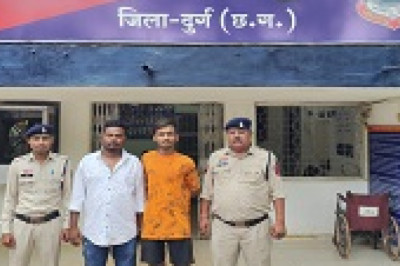 धारदार हथियार लेकर गुण्डागर्दी करने वाले 02 आरोपी गिरफ्तार, बोगदा पुलिया के पास जामुल का मामला...