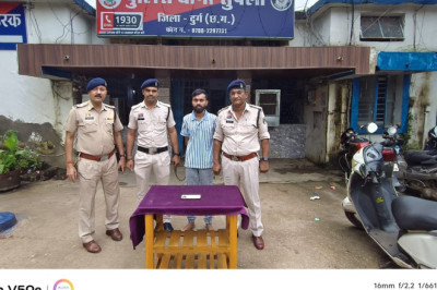 हत्या करने की नियत से प्राण घातक हमला करने वाले दो फरार आरोपी पुलिस की गिरफ्त में...