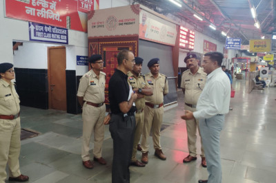 रेलवे स्टेशन का निरीक्षण – सुरक्षा, निगरानी और साइबर जागरूकता को लेकर दिए गए निर्देश....