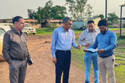 कलेक्टर श्री रणबीर शर्मा ने किया कोबीया स्थित निर्माणाधीन अनुविभागीय अधिकारी एवं तहसीलदार कार्यालय का निरीक्षण, गुणवत्ता पर विशेष जोर...