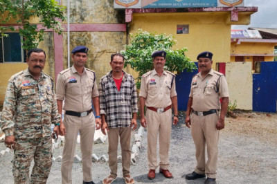 पत्नि पर चाकु से हमला करने वाला आरोपी पति गिरफ्तार....,