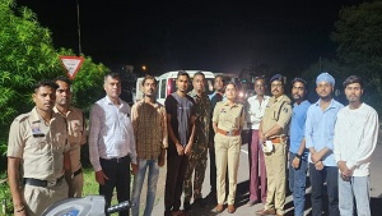 सड़क पर बैठे मवेशियों के मालिकों पर सोमनी पुलिस की कार्यवाही...