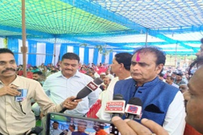 दफ्तरों में आज कामकाज बंद, कलमबंद आंदोलन कर रहे अधिकारी-कर्मचारी...
