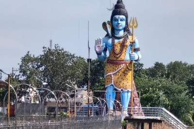 डोंगरगढ़ – विश्व हिंदू परिषद के जिला कार्यकारिणी अध्यक्ष तरुण हत्थेल ने भगवान शंकर की मूर्ति व सौंदर्यीकरण हेतु सांसद को लिखा मांग पत्र...