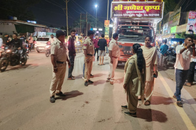तेज साउंड एवं लेजर लाईट लगाकर डीजे बजाने वाले डीजे संचालक के विरूद्ध कोलाहल अधिनियम अंतर्गत वैधानिक कार्यवाही कर डीजे एवं वाहन को पुलिस के द्वारा जप्त किया गया...